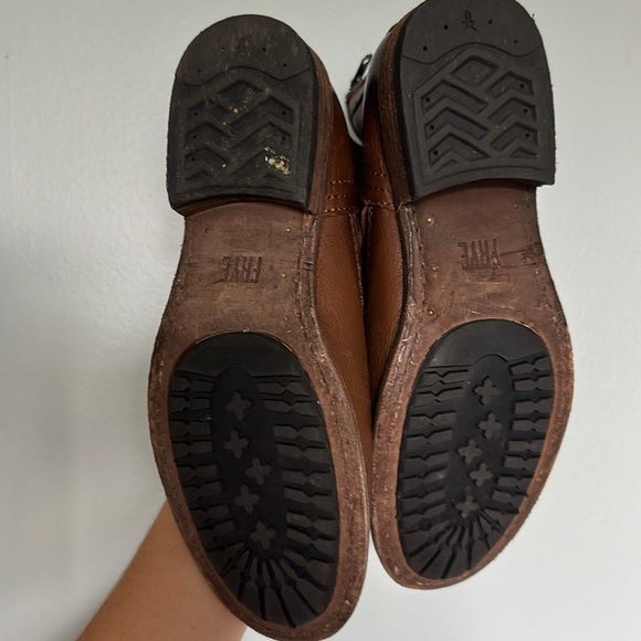 FRYE Tyler Engineer Boots Ankle Bootie Cognac Leather size 7 - Picture 4 of 5